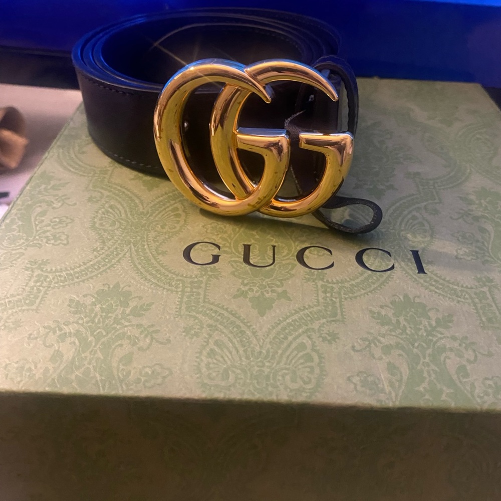 Gucci GG Marmont leather belt with gold buckle